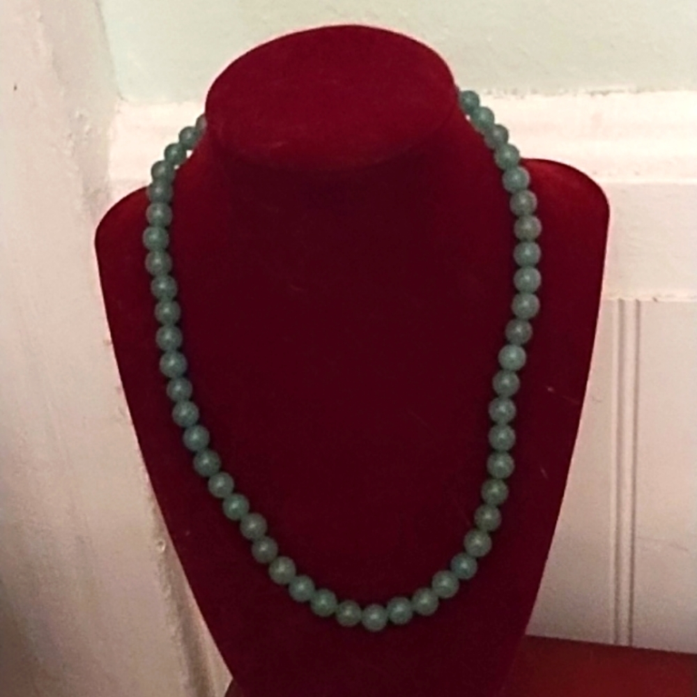 Jade Necklace 18 Inches With Post Earrings